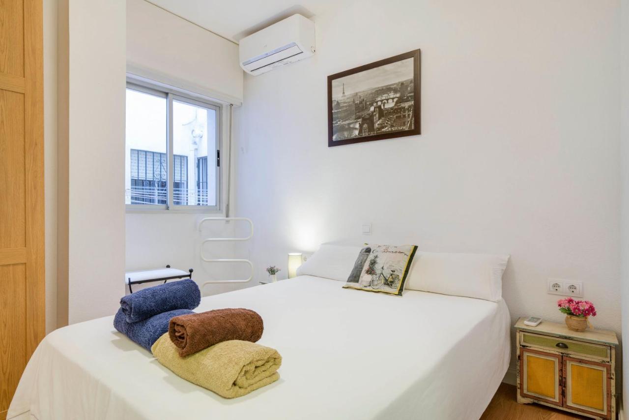 Urbanchicmalaga 3 Bedroom Spacious Quiet Historic Malaga Apt 외부 사진